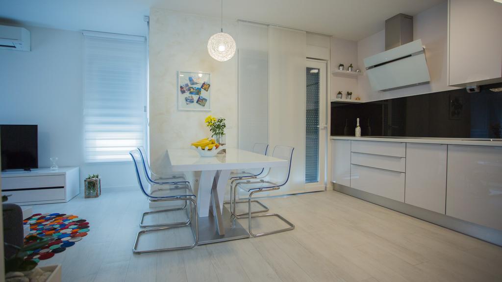 New Modern Apartment "Marjan" Подстрана Экстерьер фото